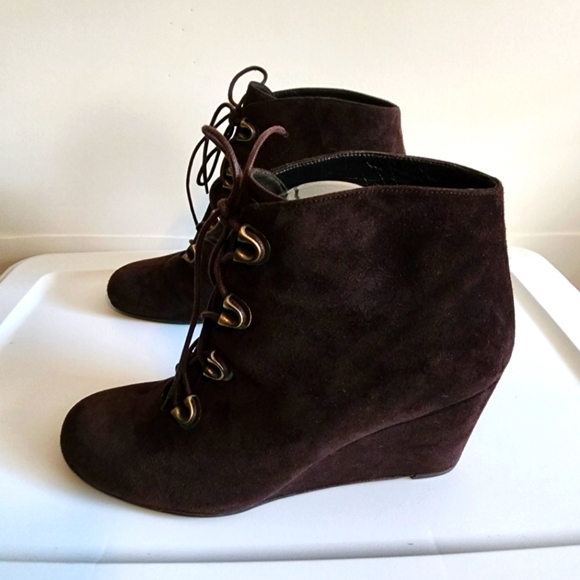 Stuart Weitzman Hidden Wedge Booties - Picture 4 of 8